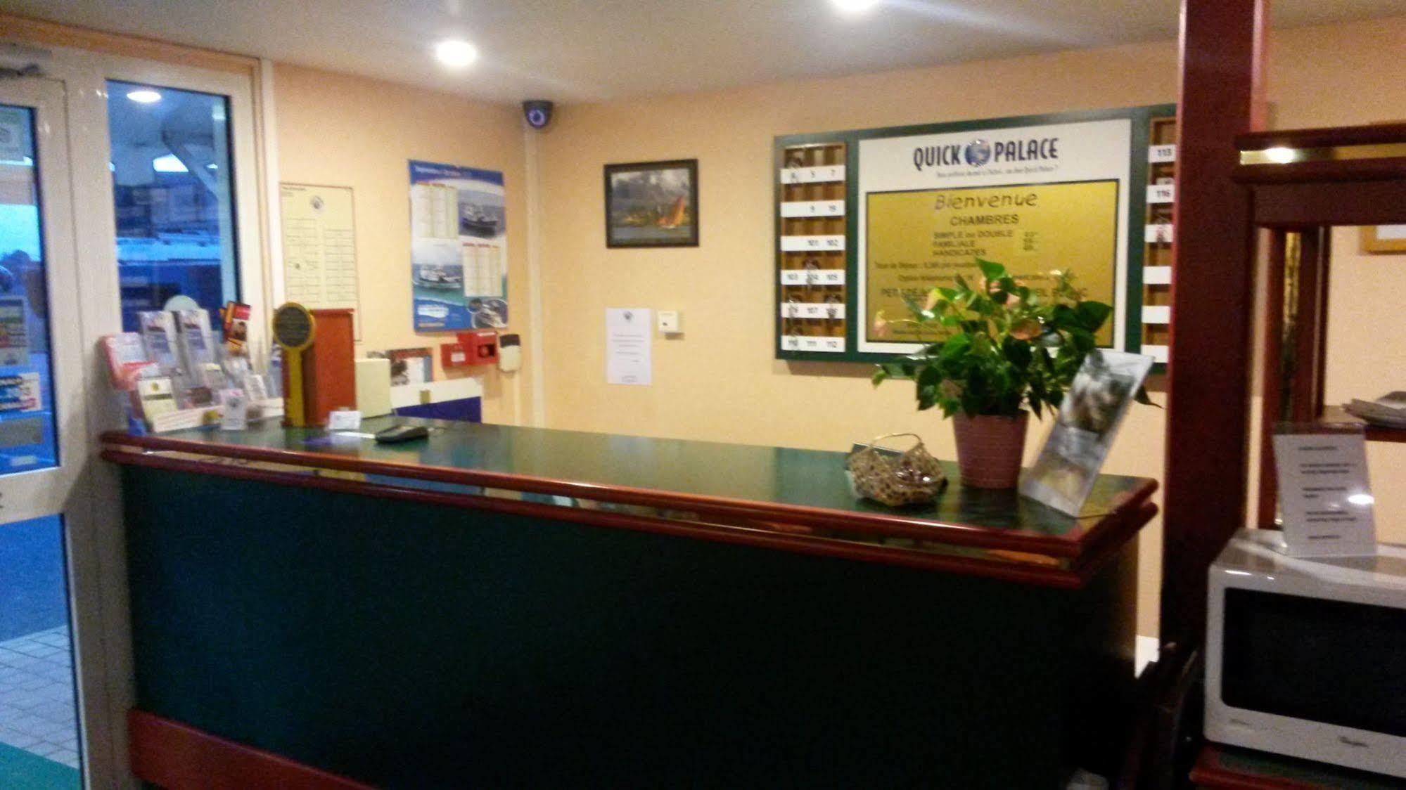 瓦纳快克宫殿酒店 瓦讷 外观 照片